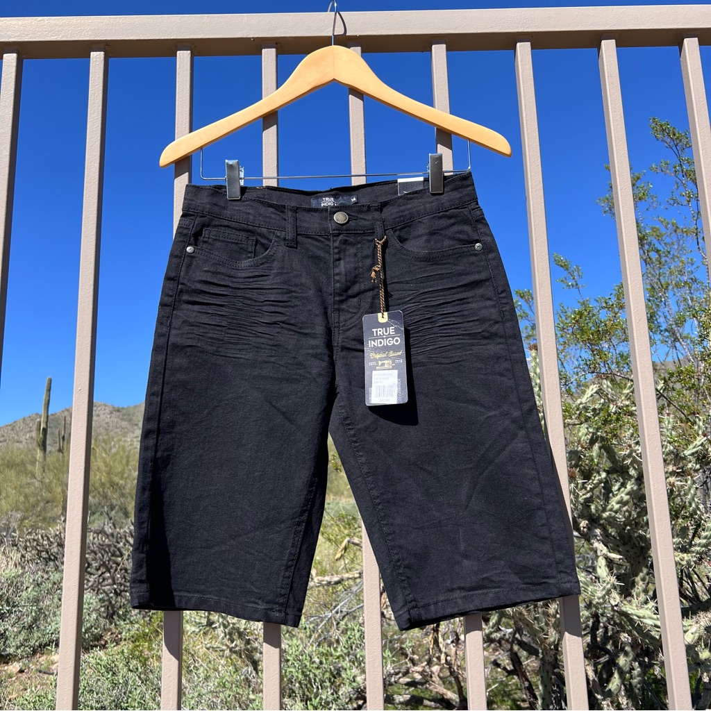 True Indigo Nwt Boy’s Short Size 14 Color Black
